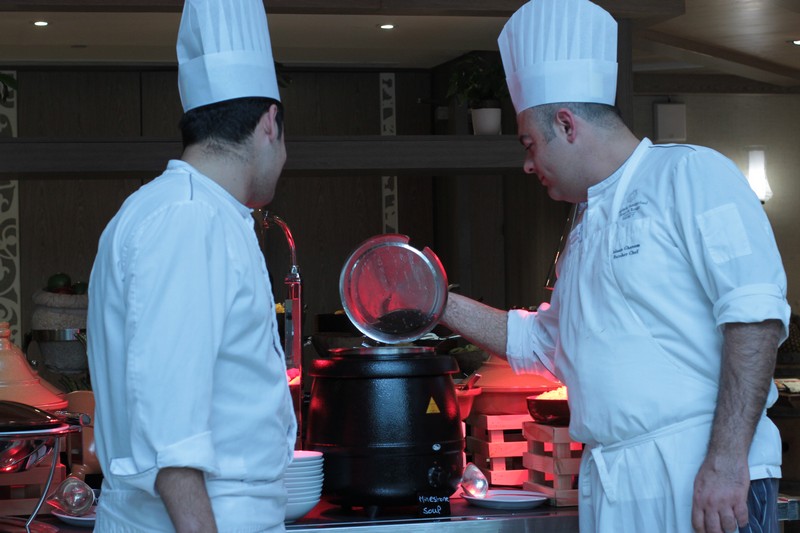 Sunday Buffet at Kempinski Summerland Hotel